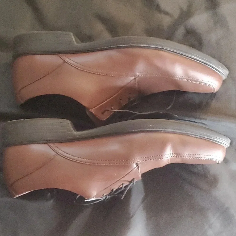 Bostonian Flexlite Mens Leather Upper Casual or Dress Shoe